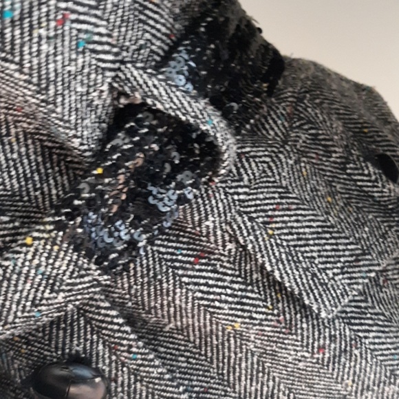 Bcbg MaxAzria Belted Herringbone Jacket Small - Picture 3 of 8